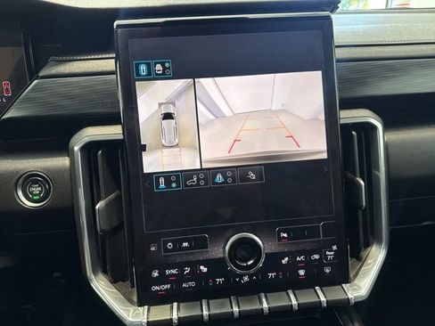 Certified 2024 GMC Acadia Elevation image 29