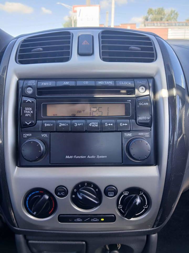Used 2003 MAZDA Protege FWD image 17