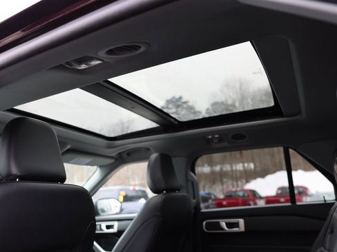 Certified 2023 Ford Explorer XLT w/ Equipment Group 202A image 24