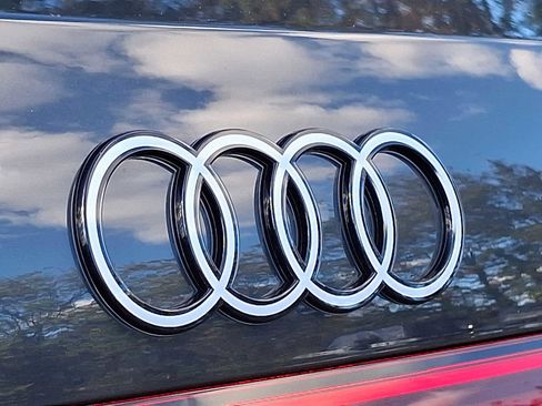 New 2025 Audi Q5 Premium Plus image 16