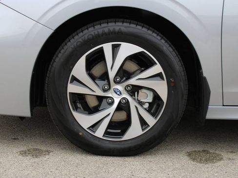 Used 2025 Subaru Legacy Premium image 22