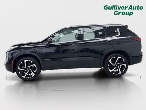 Used 2022 Mitsubishi Outlander SEL FWD image 3