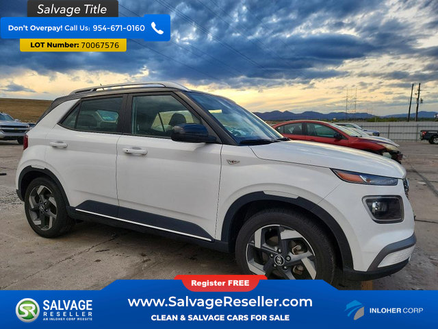 Used 2023 Hyundai Venue Limited FWD image 5