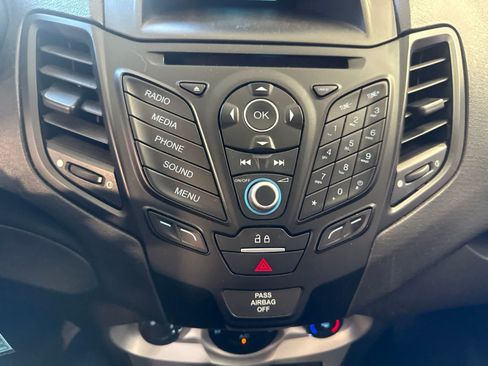 Used 2016 Ford Fiesta SE FWD image 27