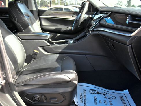 Used 2022 Jeep Grand Cherokee Limited 4xe w/ MOPAR Finishing Package AWD/4WD image 53