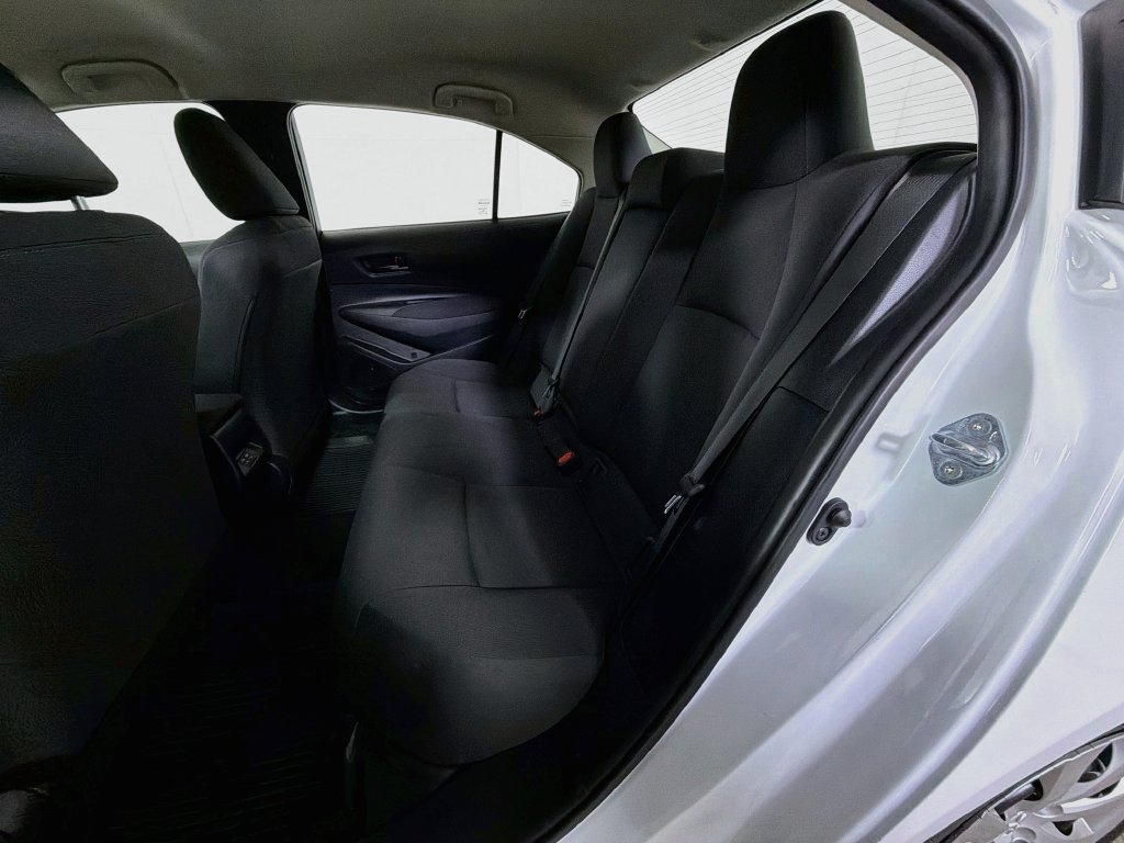 Used 2025 Toyota Corolla LE FWD image 18