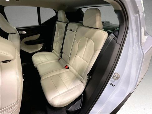 Used 2024 Volvo XC40 B5 Plus w/ Protection Package Premier AWD/4WD image 23