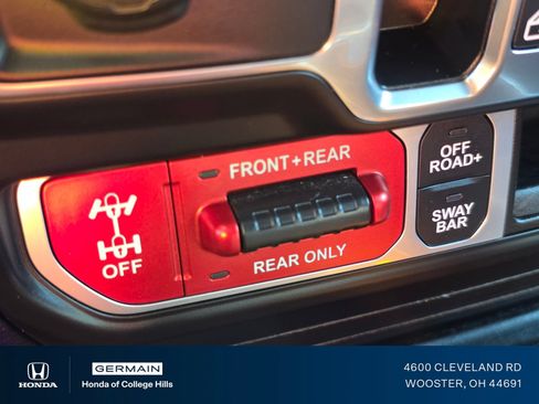 Used 2021 Jeep Wrangler Unlimited Rubicon AWD/4WD image 30