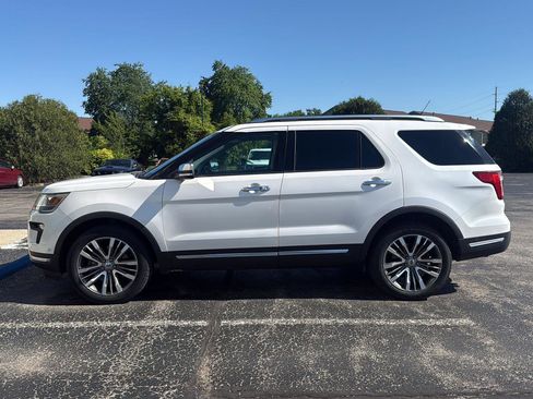 Used 2019 Ford Explorer Platinum AWD/4WD image 4