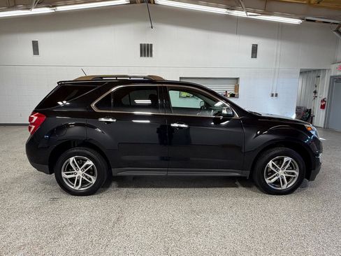Used 2017 Chevrolet Equinox Premier w/ Enhanced Convenience Package image 5