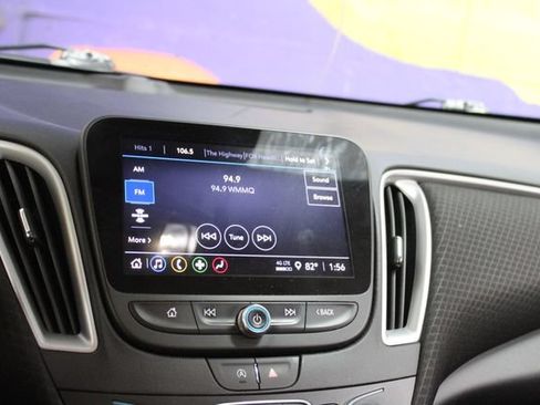 Used 2023 Chevrolet Malibu LT FWD image 19