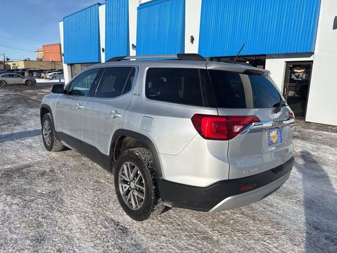 Used 2019 GMC Acadia SLE image 13