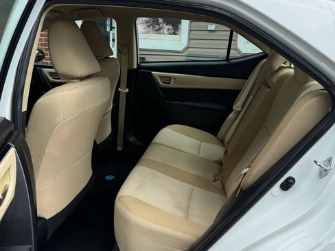 Used 2017 Toyota Corolla LE w/ Carpet Mat Package (TMS) FWD image 11