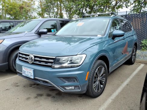 Used 2019 Volkswagen Tiguan SEL FWD image 1