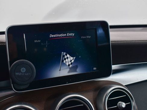 Used 2018 Mercedes-Benz GLC 300 4MATIC image 14