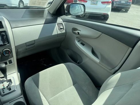 Used 2012 Toyota Corolla LE w/ Premium Pkg FWD image 28