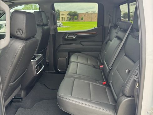 Used 2024 GMC Sierra 1500 Denali w/ Denali Reserve Package AWD/4WD image 18