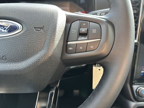 Used 2025 Ford Ranger XLT image 19