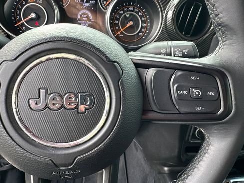 Used 2019 Jeep Wrangler Unlimited Sport S image 26
