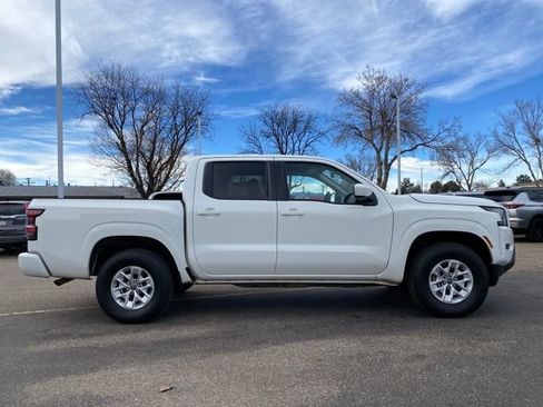 Certified 2024 Nissan Frontier SV image 6