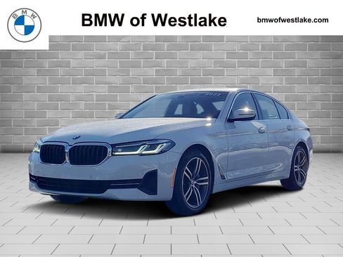 Used 2022 BMW 530i xDrive w/ Convenience Package image 1