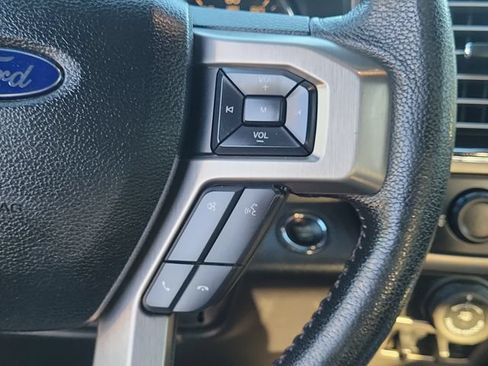 Used 2016 Ford F150 Platinum w/ Equipment Group 701A Luxury AWD/4WD image 23