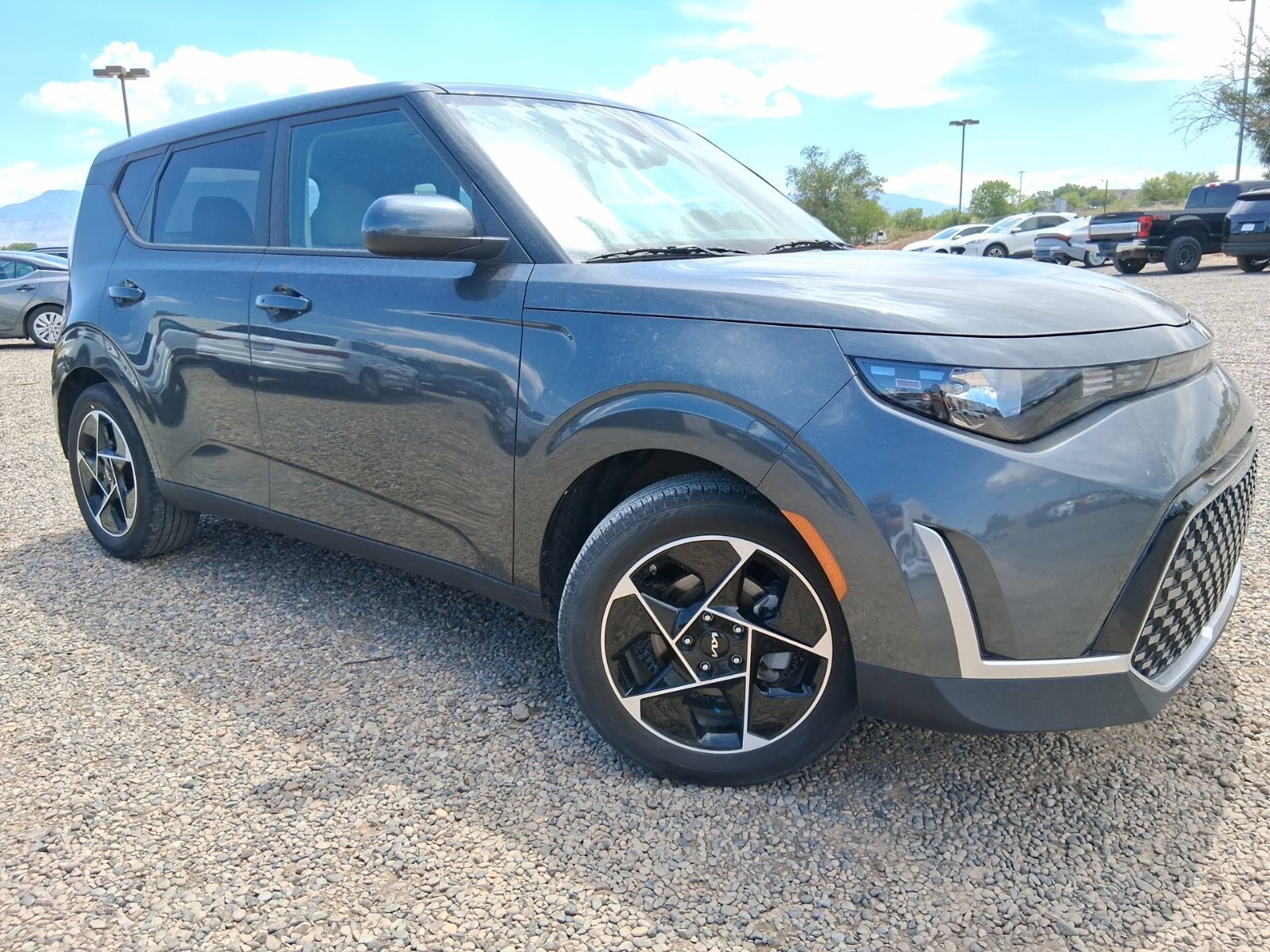 Used 2024 Kia Soul EX FWD image 4