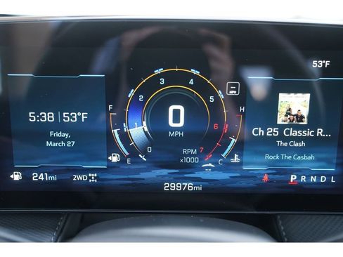 Used 2025 Chevrolet Equinox LT w/ Convenience Package II image 16