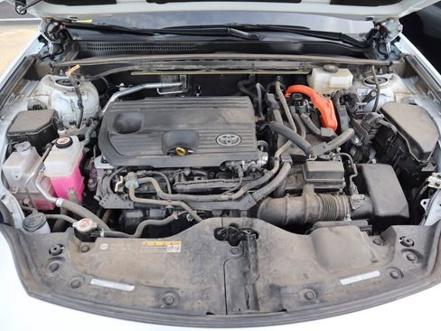 Used 2025 Toyota Crown Signia image 11