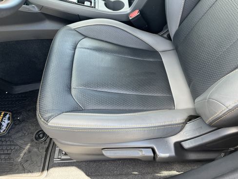 Certified 2024 Subaru Crosstrek 2.5i Wilderness w/ Crosstrek Mirror Package AWD/4WD image 15
