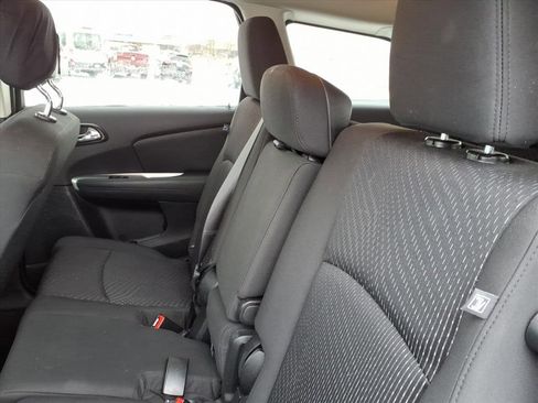 Used 2018 Dodge Journey SE w/ Connectivity Group image 13