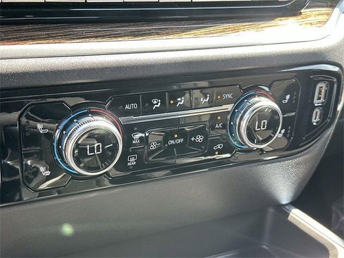 New 2026 GMC Sierra 1500 Elevation w/ LPO, Elevation Black Package image 12