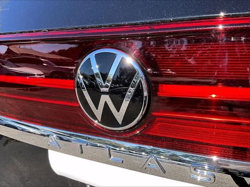 New 2026 Volkswagen Atlas SE FWD image 15