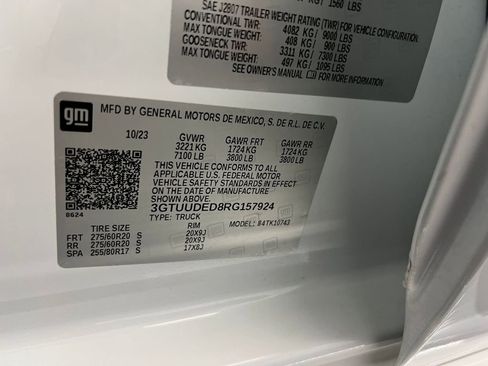 Used 2024 GMC Sierra 1500 SLT image 18