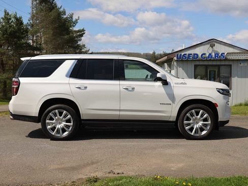 Used 2023 Chevrolet Tahoe High Country w/ Premium Package AWD/4WD image 2