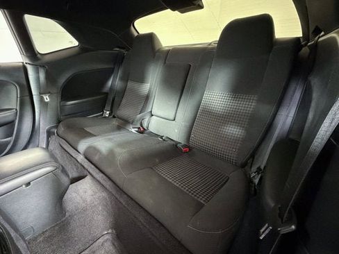 Used 2019 Dodge Challenger R/T w/ Blacktop Package image 8