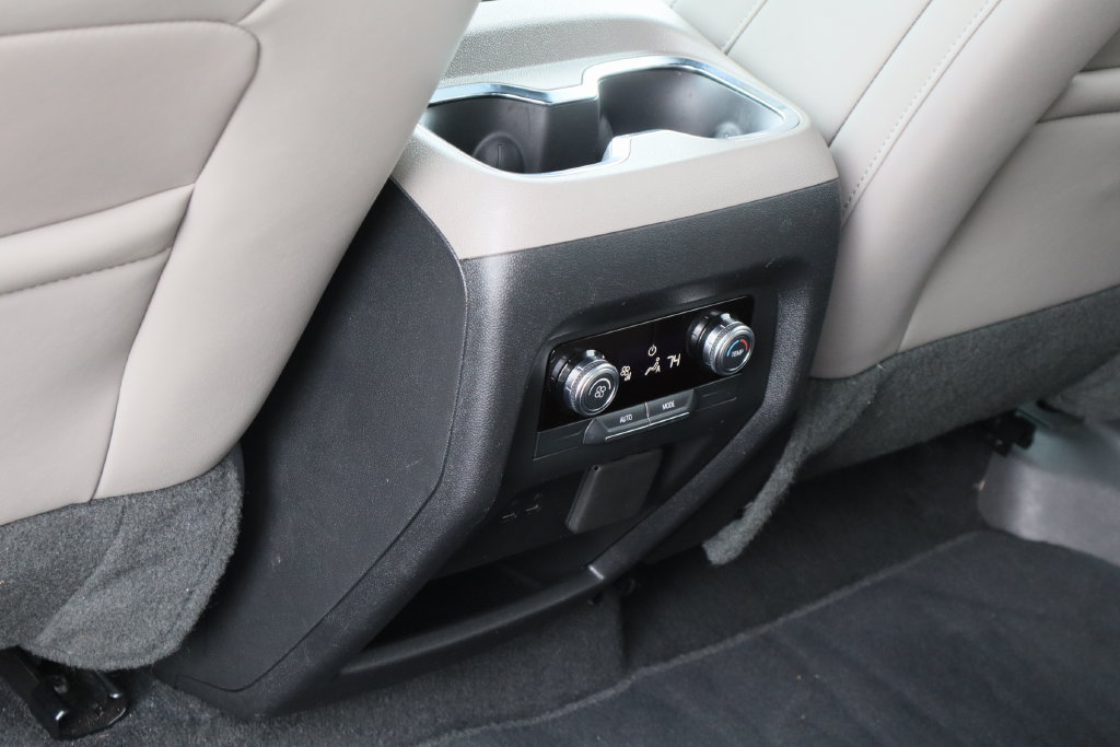 Certified 2026 GMC Acadia Elevation w/ Elevation Premium Package FWD image 25