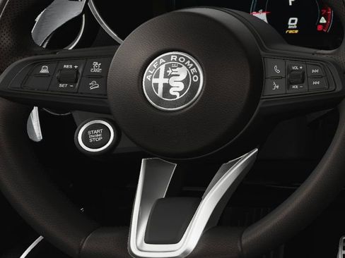 New 2025 Alfa Romeo Stelvio Sprint image 25