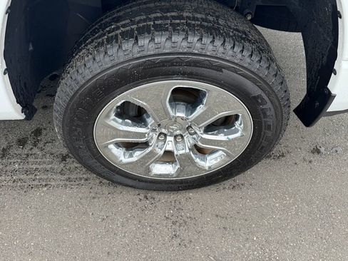 Used 2021 RAM 1500 Big Horn AWD/4WD image 10