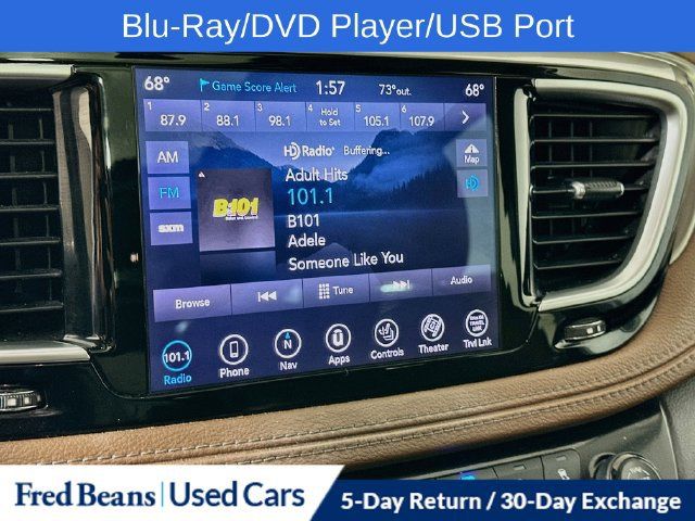 Used 2018 Chrysler Pacifica Limited w/ Tire & Wheel Group FWD image 21