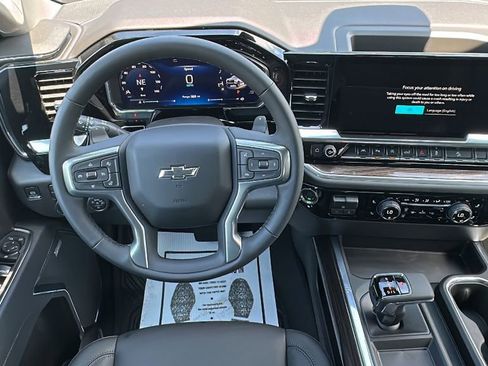 Used 2026 Chevrolet Silverado 1500 LT Trail Boss w/ LT Trail Boss Premium Package image 16