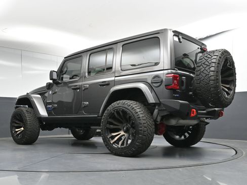 Used 2021 Jeep Wrangler Unlimited Sahara image 30