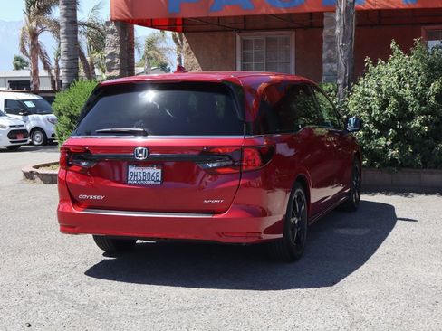 Used 2023 Honda Odyssey Sport image 9
