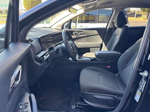 Used 2026 Kia Sportage LX FWD image 26