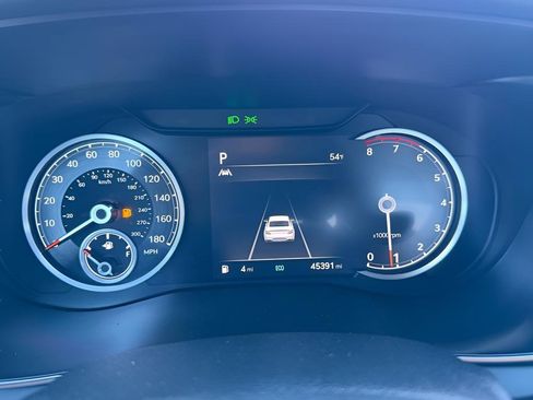 Used 2023 Genesis G70 2.0T image 19