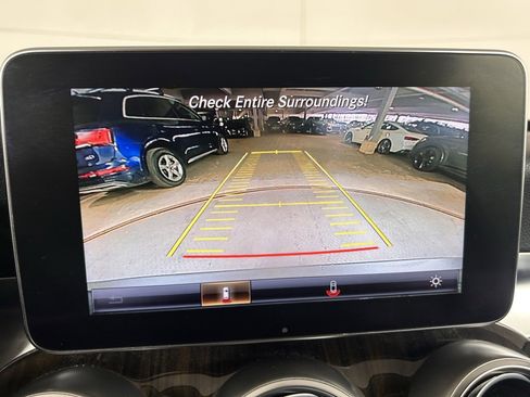 Used 2018 Mercedes-Benz C 300 4MATIC Sedan image 26