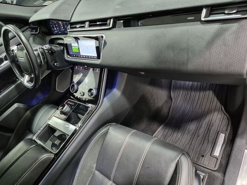 Used 2019 Land Rover Range Rover Velar R-Dynamic SE AWD/4WD image 20