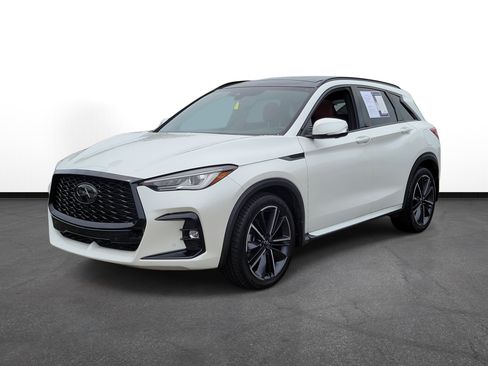 Used 2023 INFINITI QX50 Sport FWD image 2