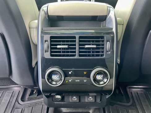 Used 2022 Land Rover Range Rover Sport HSE Silver Edition AWD/4WD image 26