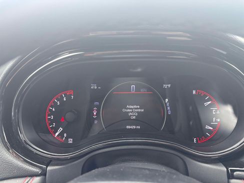 Used 2024 Dodge Durango GT RWD image 9